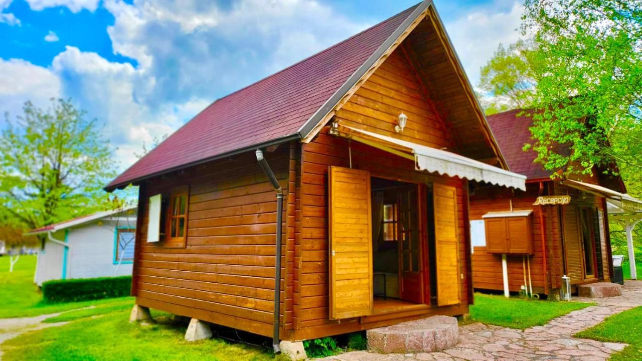 Una Kamp Hotel Bosanska Krupa Exterior photo